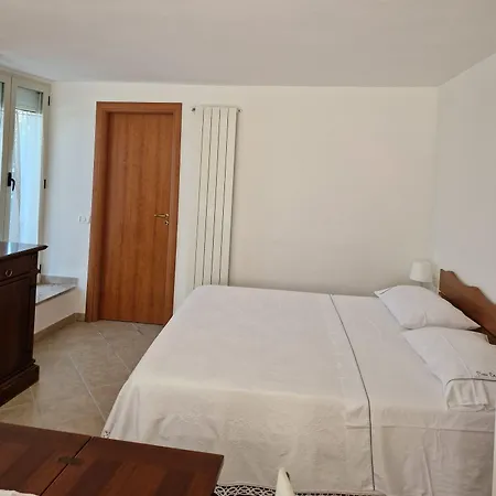 Rosa Agropoli