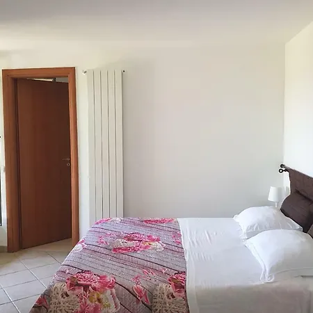 Rosa Ferienhaus Agropoli