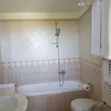 Rosa Agropoli