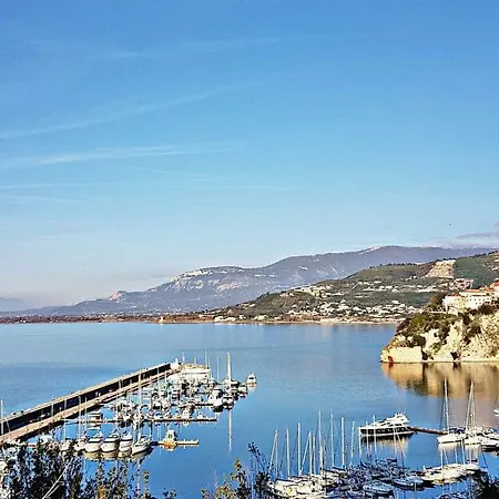 Rosa Agropoli